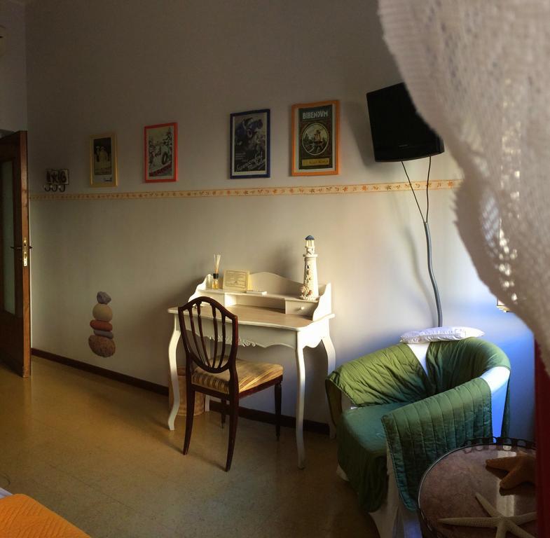 بيسكارا B&B Borgomarino الغرفة الصورة