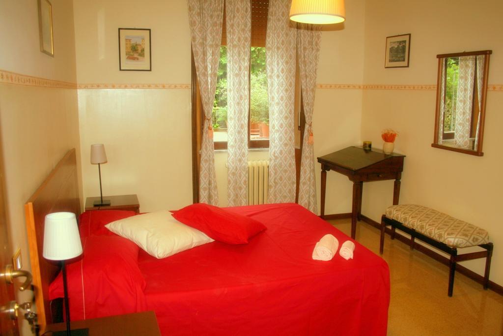 بيسكارا B&B Borgomarino الغرفة الصورة